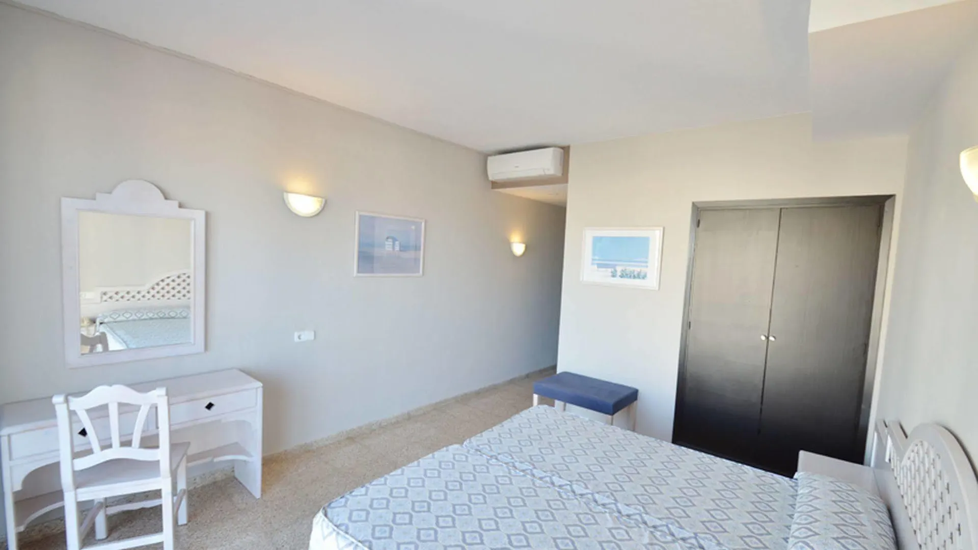 Azuline Hotel Llevant San Antonio  0*, San Antonio (Ibiza)